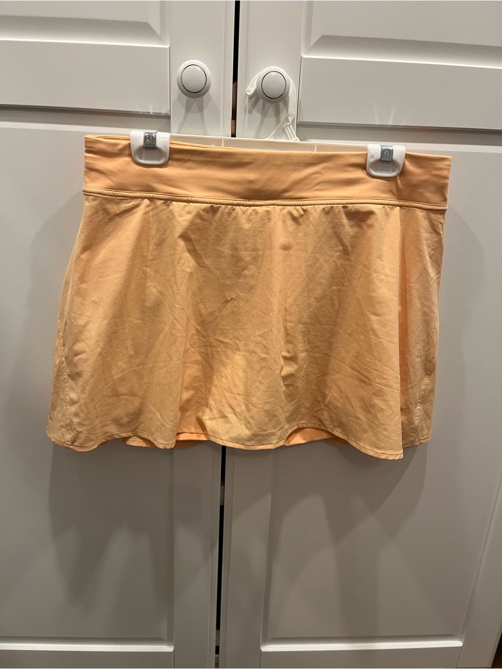 Lululemon light-weight high-rise tennis skirt